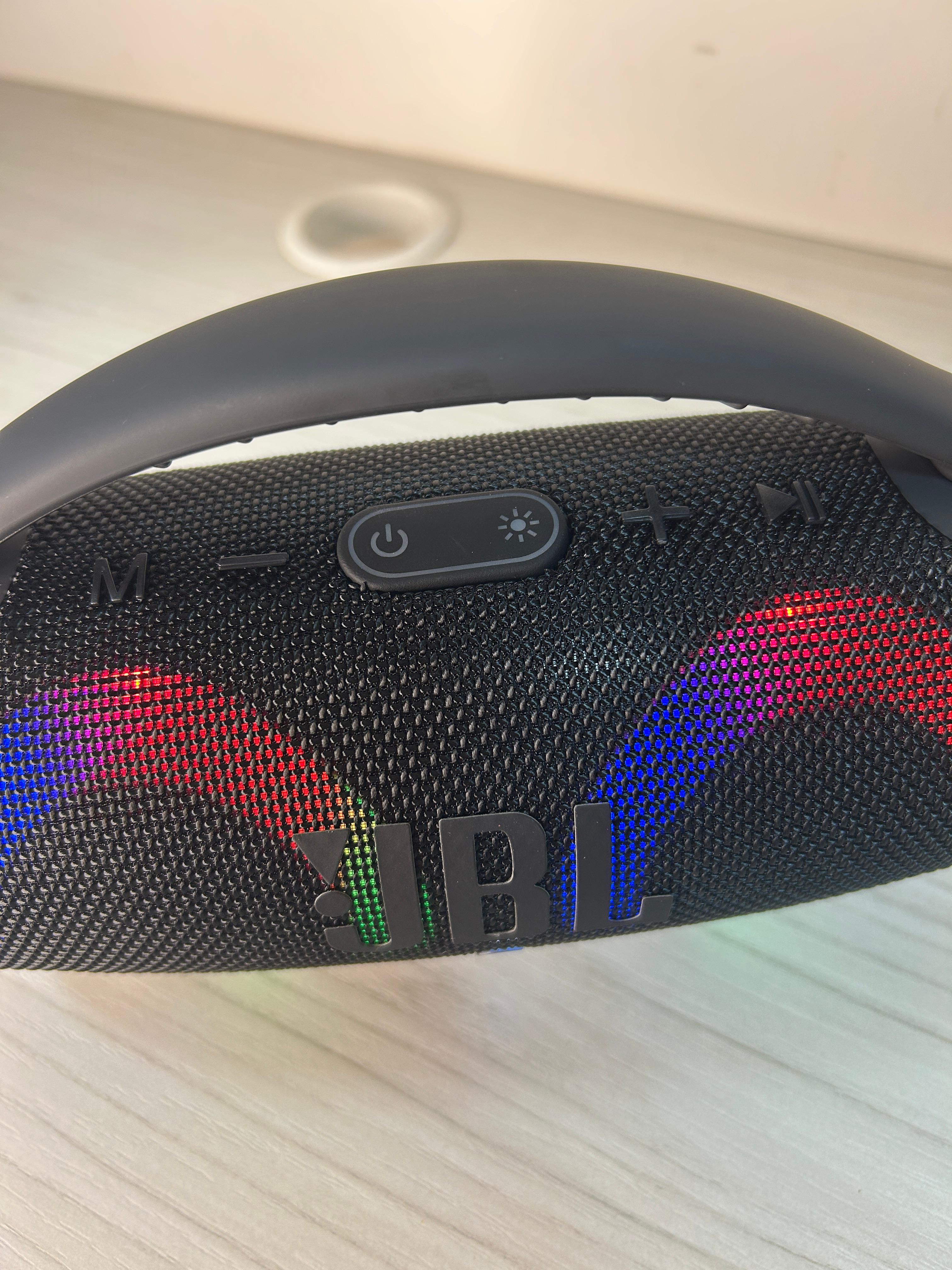 Parlante JBL Boombox 3 Mini